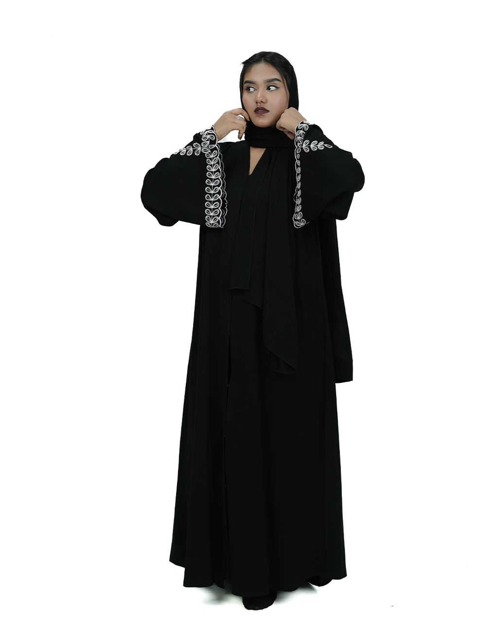 INFINITY LOOP ABAYA