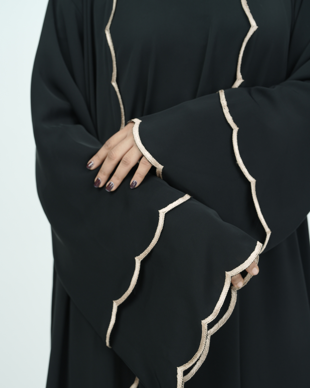 THE GOLDEN WAVE SHRUG
